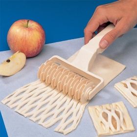 Pastry Lattice Cutter; Pie Dough Cutter Roller