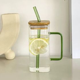 Adorable Glass Cups with Lids and Straws (Color: Green)