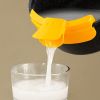 Anti-Spill Silicone Slip On Pour Soup Spout Funnel